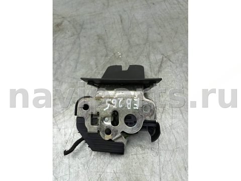 Замок багажника Audi A4, 2009 г., OEM 4F5827505D, арт. EB265-9, фото 3