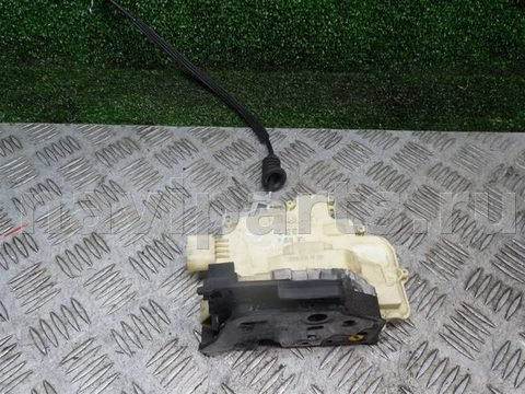 Замок двери передней левой Volkswagen Passat, 2006 г., арт. 62323