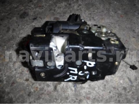 Замок двери передней правой Volkswagen Passat, 2002 г., арт. 0020379