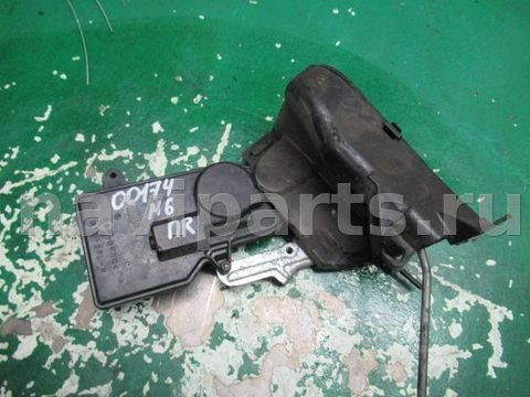 Замок двери передней правой Mazda 6, 2002 г., арт. 0091703