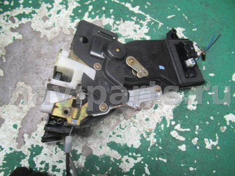 Замок двери передней правой Mazda 6, 2003 г., арт. 0104756