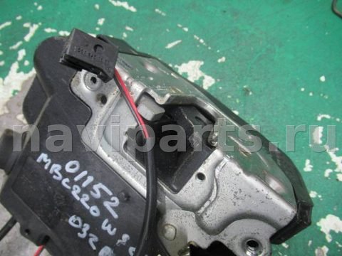 Замок двери передней правой Mercedes C W203, 2001 г., OEM 2037200435, арт. 0115395, фото 2