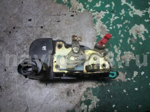 Замок двери передней правой Chrysler Voyager, 1996 г., арт. 0129151