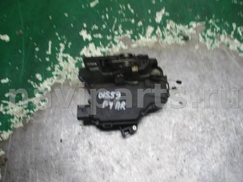 Замок двери передней правой Volkswagen Golf, 2001 г., арт. 0131009