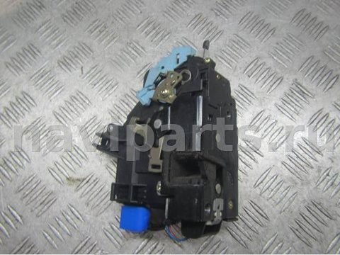 Замок двери передней правой Volkswagen Touran, 2005 г., OEM 3d1837016, арт. 0205823
