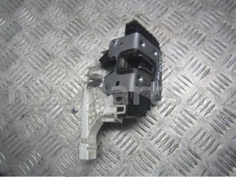 Замок двери передней правой Mercedes Sprinter, 2007 г., OEM a9067201735, арт. 0210763