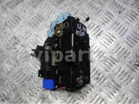 Замок двери передней правой Volkswagen Golf, 2005 г., OEM 3d1837016, арт. 0215312