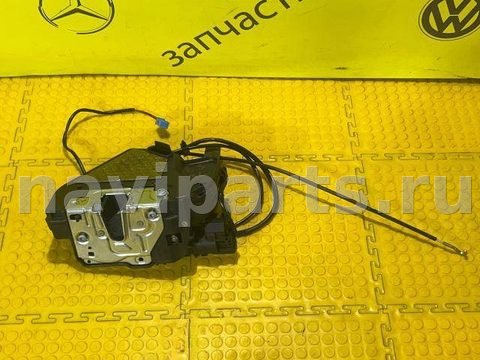 Замок двери задней левой Mercedes E W211, 2004 г., арт. 15415