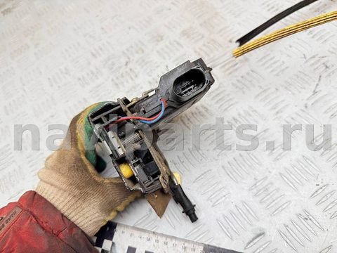 Замок двери задней левой Audi A6, 1997 г., OEM 4B0839015G, арт. A41269, фото 3