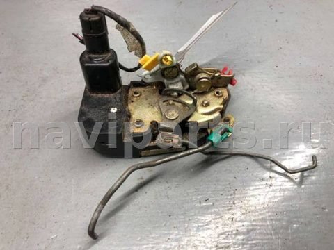 Замок двери задней левой Chrysler Voyager, 1997 г., OEM 04646387, арт. B75379807_2