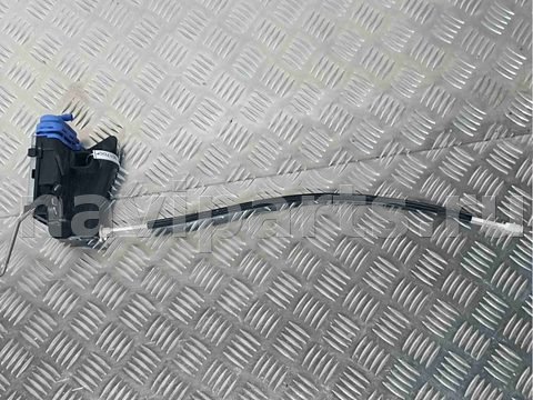Замок двери задней правой Audi A4, 2000 г., OEM 4a0739016d, арт. 001700