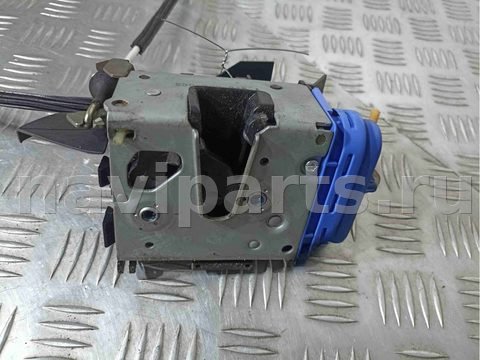 Замок двери задней правой Audi A4, 2000 г., OEM 8d0839016a, арт. 014016