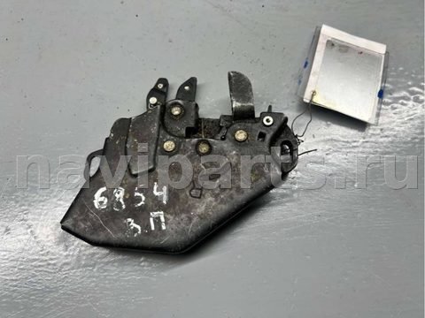 Замок двери задней правой Toyota Sienna, 2007 г., OEM 6905008040, арт. B66837760, фото 2