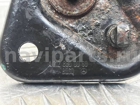 Замок капота Mercedes C W205, 2018 г., OEM A2128800060, арт. 13-288-137_7, фото 2