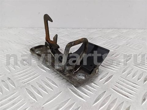 Замок капота Volkswagen Passat B7, 2011 г., OEM 3AA823480, арт. 30673, фото 2