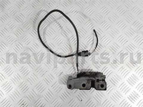 Замок капота Volkswagen Tiguan, 2011 г., OEM 5N0823509B, арт. 31740