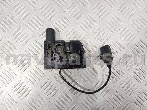 Замок капота Audi A8 D4, 2010 г., OEM 4H0823509C, арт. 33614