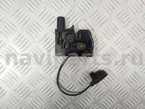 Замок капота Audi A8 D4, 2010 г., OEM 4H0823509C, арт. 33615