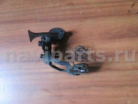 Замок капота Mercedes C W202, 1998 г., арт. 4-38