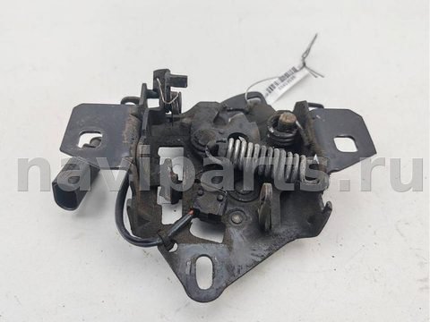 Замок капота Volkswagen Passat B5, 2000 г., OEM 3B0823509Q, арт. 55419180