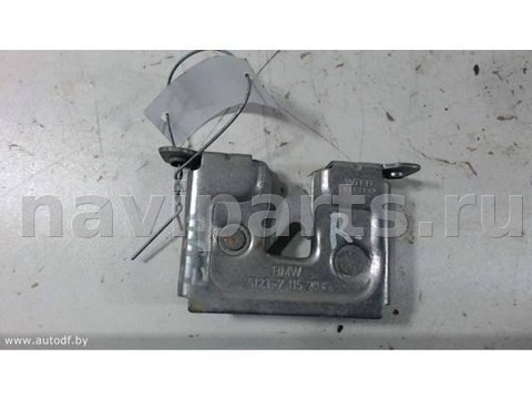 Замок капота BMW 3 E90/E91/E92/E93, 2007 г., OEM 7115229, арт. B16053