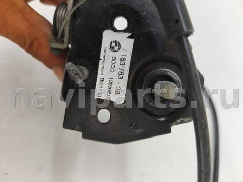 Замок капота BMW Z4, 2011 г., OEM 7183764, арт. BBMW33047_7, фото 2