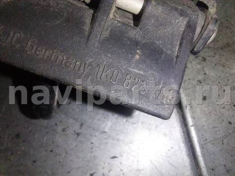 Замок капота Volkswagen Jetta, 2007 г., OEM 1K0823480, арт. Zakap82g1, фото 2