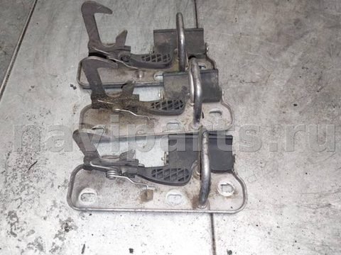Замок капота Volkswagen Golf, 2009 г., OEM 1K0823480, арт. Zakap85g2
