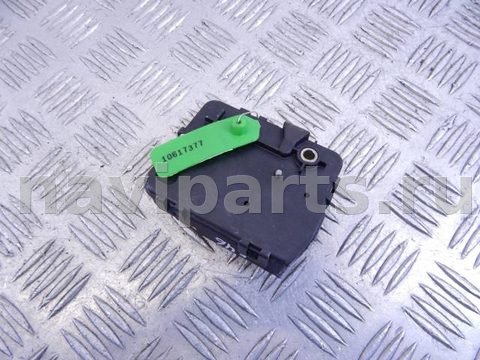 Замок стекла двери багажника BMW 3 E46, 2001 г., OEM 51248218849, арт. 10617377