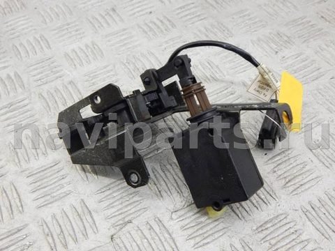 Замок стекла двери багажника BMW 5 E39, 2000 г., OEM 51248238469, арт. 20544701