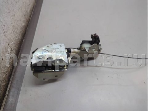 Новое Volkswagen Touareg, 2008 г., OEM 7L0827506E, арт. 21187674