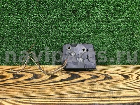 Новое BMW 3 E90/E91/E92/E93, 2005 г., OEM 51248218849, арт. 51852493