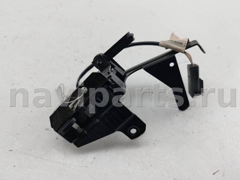 Новое BMW 5 E39, 1995 г., OEM 8238469, арт. 55176402
