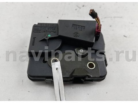 Новое BMW 3 E90/E91/E92/E93, 2005 г., OEM 8218849, арт. 55276856