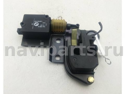 Замок стекла двери багажника BMW 5 E39, 1995 г., OEM 8120419, арт. 55307398