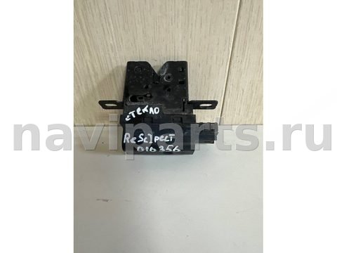 Новое Renault Scenic, 2001 г., арт. 92769918