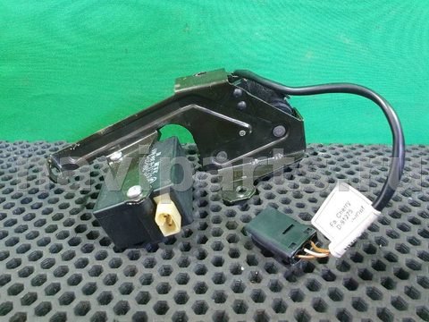 Новое BMW 5 E39, 2002 г., OEM 8238469, арт. 99985160