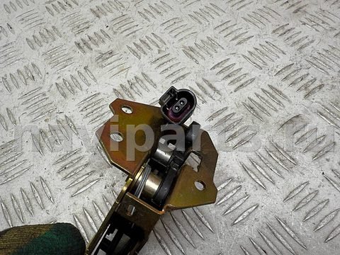 Новое Volkswagen Touareg, 2008 г., OEM 7L0927506D, арт. A37348_1, фото 2