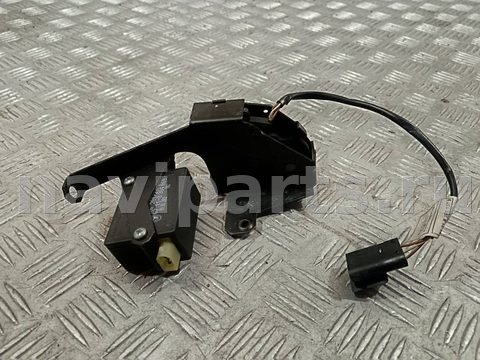 Новое BMW 5 E39, 2002 г., OEM 8238469, арт. B43588