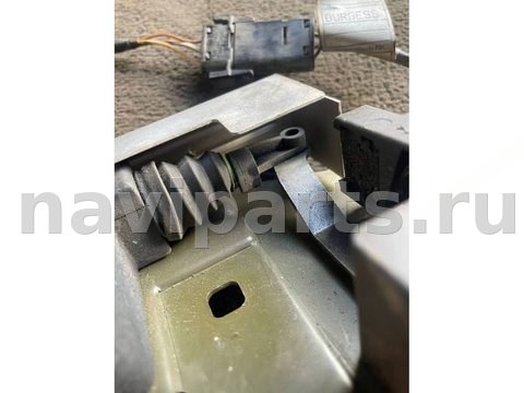 Замок стекла двери багажника BMW 5 E34, 1996 г., арт. BM08644, фото 2
