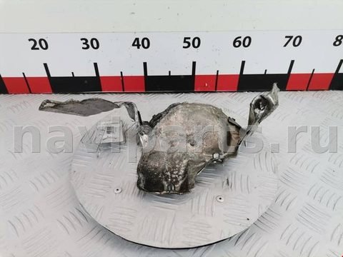Защита (экран) выпускного коллектора Mazda 3, 2003 г., OEM Y60113370, арт. 1491404